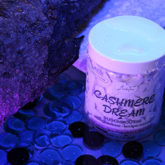 Dusch Mousse „Cashmere Dream“ – Cremiger Duschgenuss mit Buttermilch-Duft (190 g)